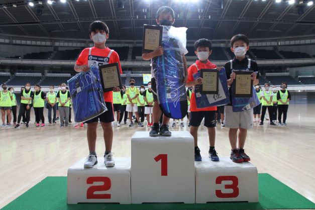 第34回全国ショートテニストーナメント大会3～4年生男子入賞者