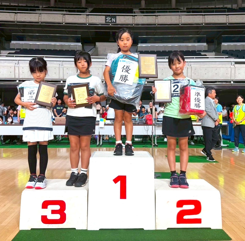 第36回全国ショートテニストーナメント大会1～2年生女子入賞者